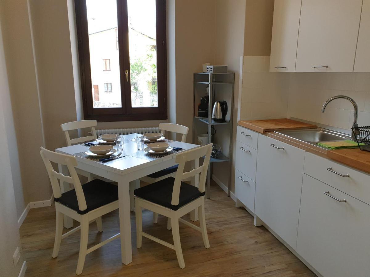 Voi Da Noi Intero Appartamento Con Parcheggio Privato 토르노 외부 사진